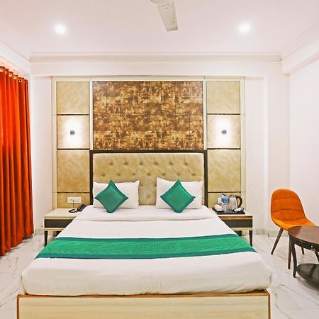 Hotel The Almora Residency - Complimentary Airport Trasnfer Nové Dillí Exteriér fotografie